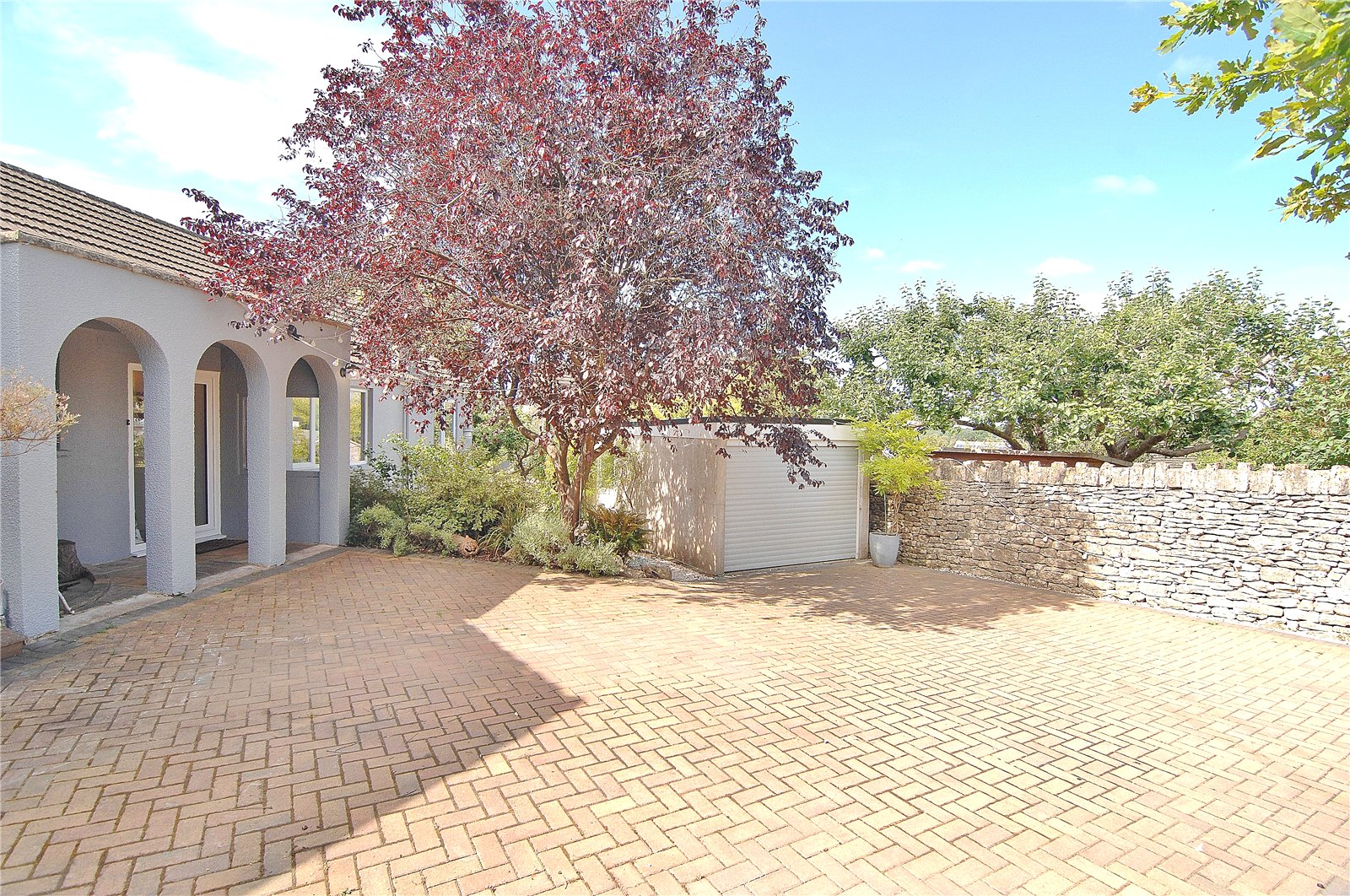 3 bedroom Bungalow for sale in Chalford Hill, Stroud, Gloucestershire