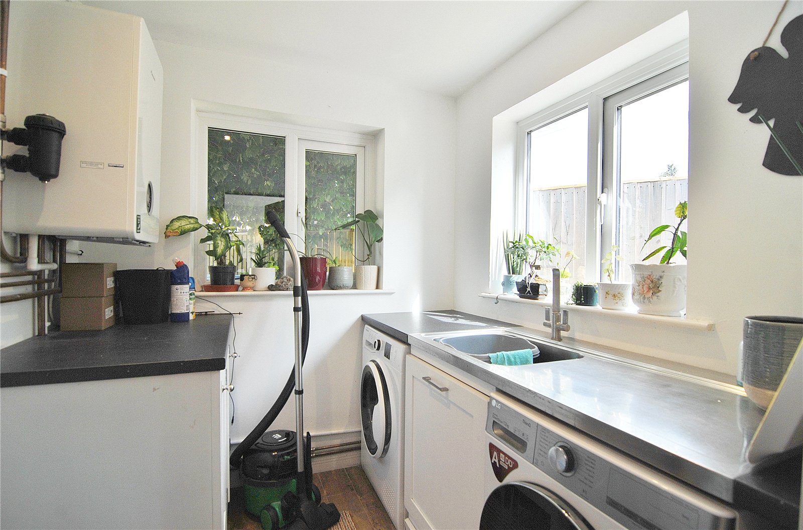 3 bedroom Bungalow for sale in Chalford Hill, Stroud, Gloucestershire