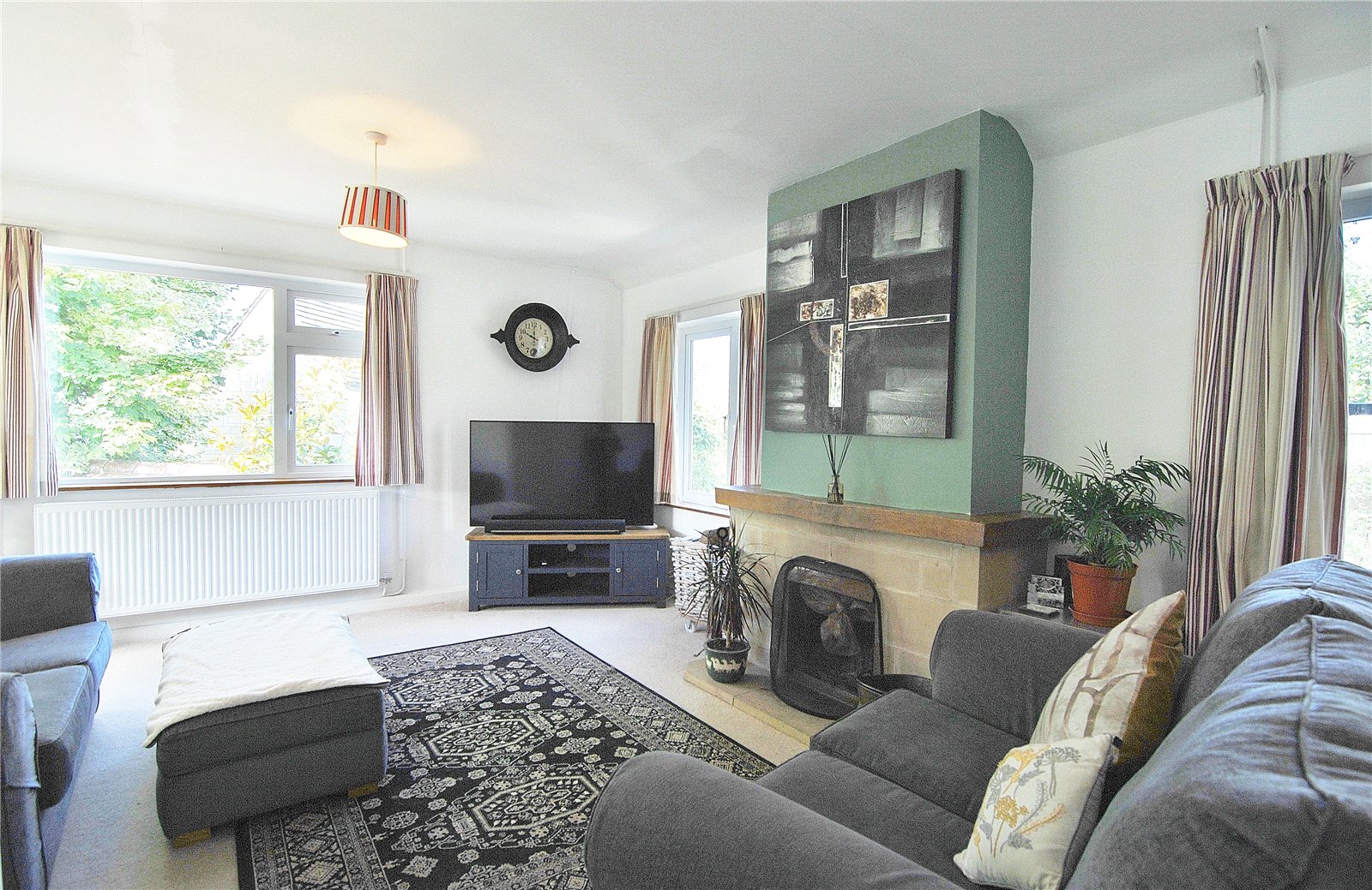 3 bedroom Bungalow for sale in Chalford Hill, Stroud, Gloucestershire