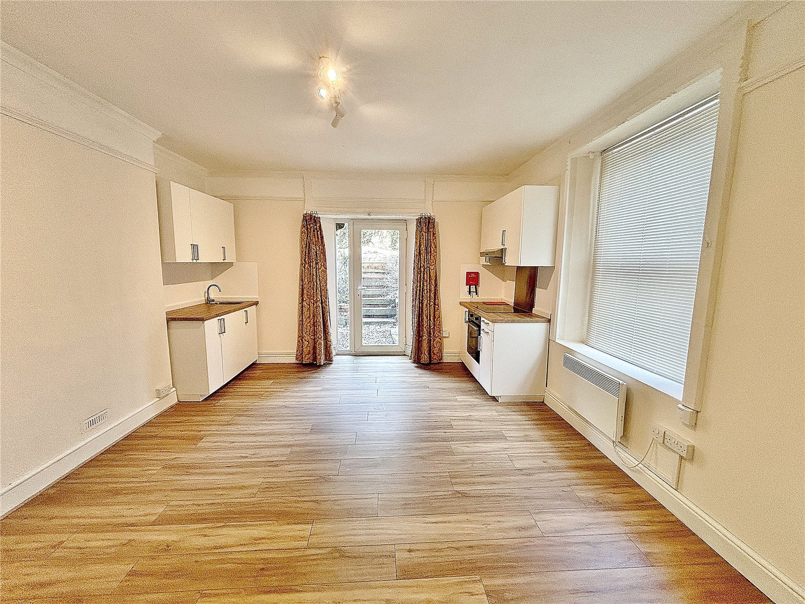 8 bedroom House for sale in Stroud, Gloucestershire