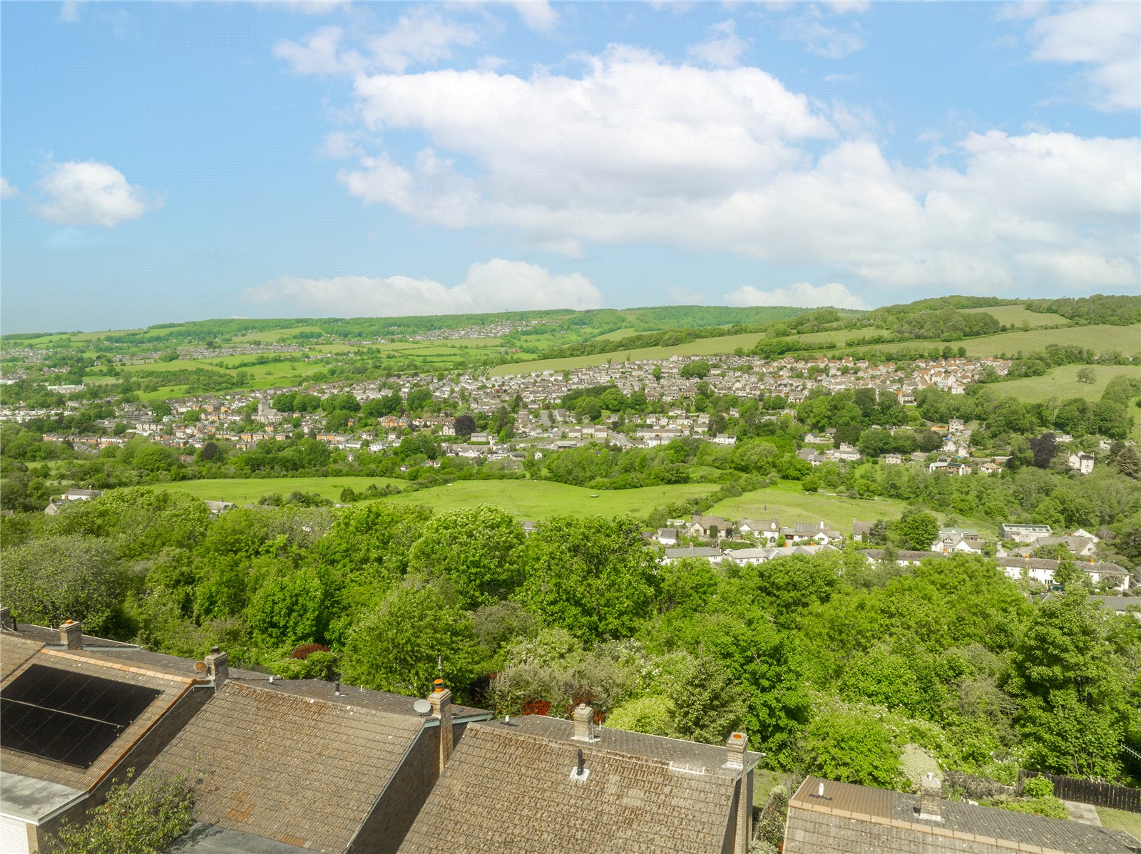 3 bedroom Bungalow for sale in Stroud, Gloucestershire