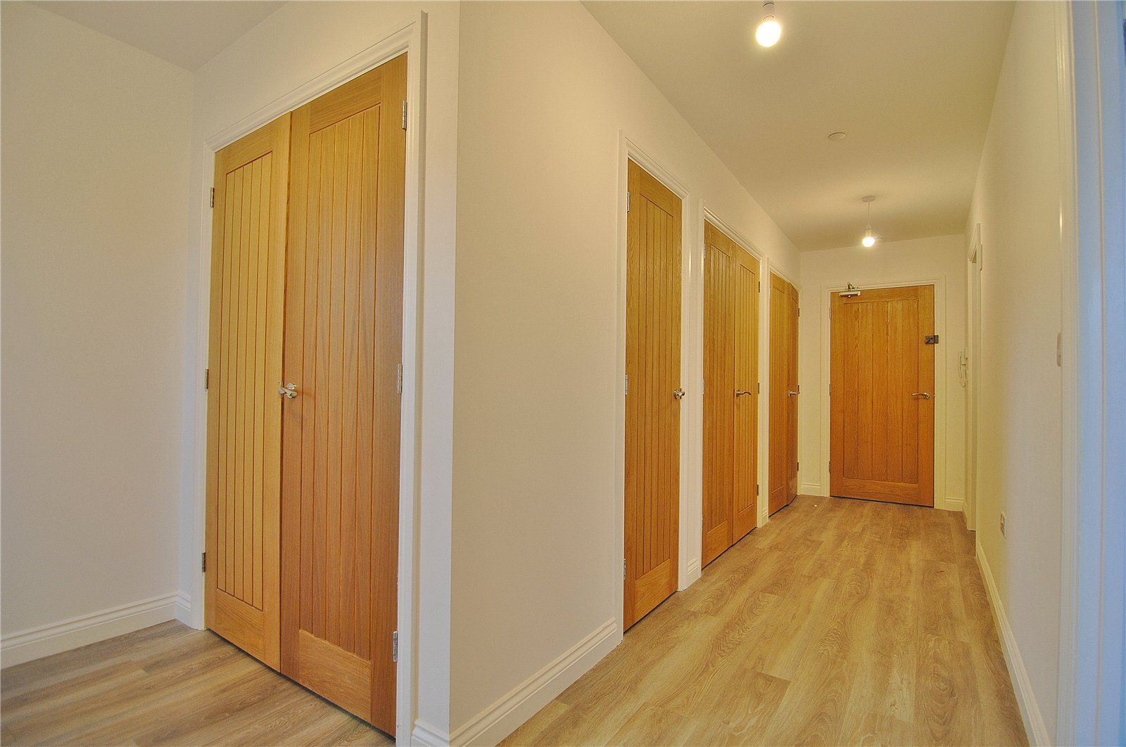 2 bedroom Flat to let in Stroud, Gloucestershire