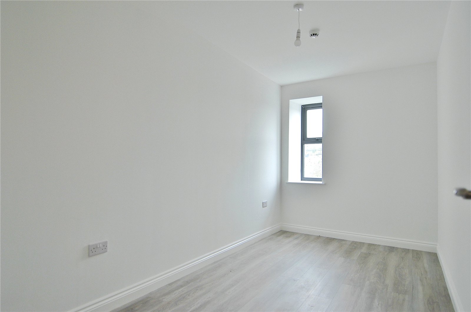 2 bedroom Flat to let in Stroud, Gloucestershire