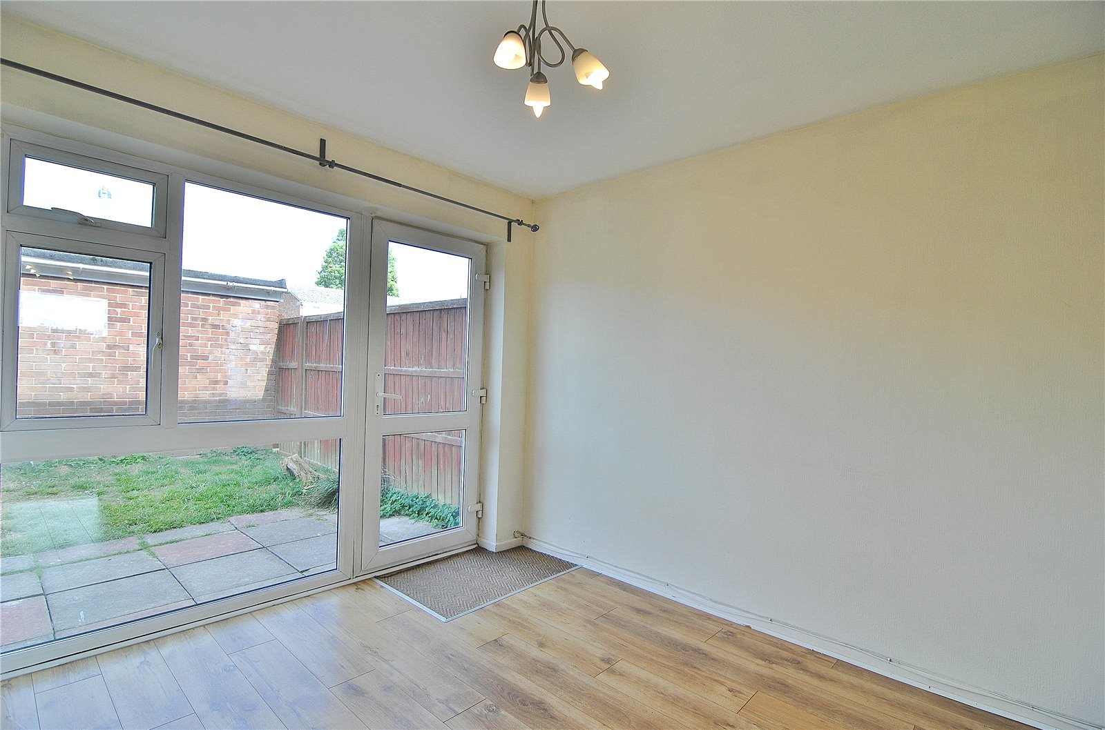 3 bedroom House for sale in Cashes Green, Stroud, Gloucestershire