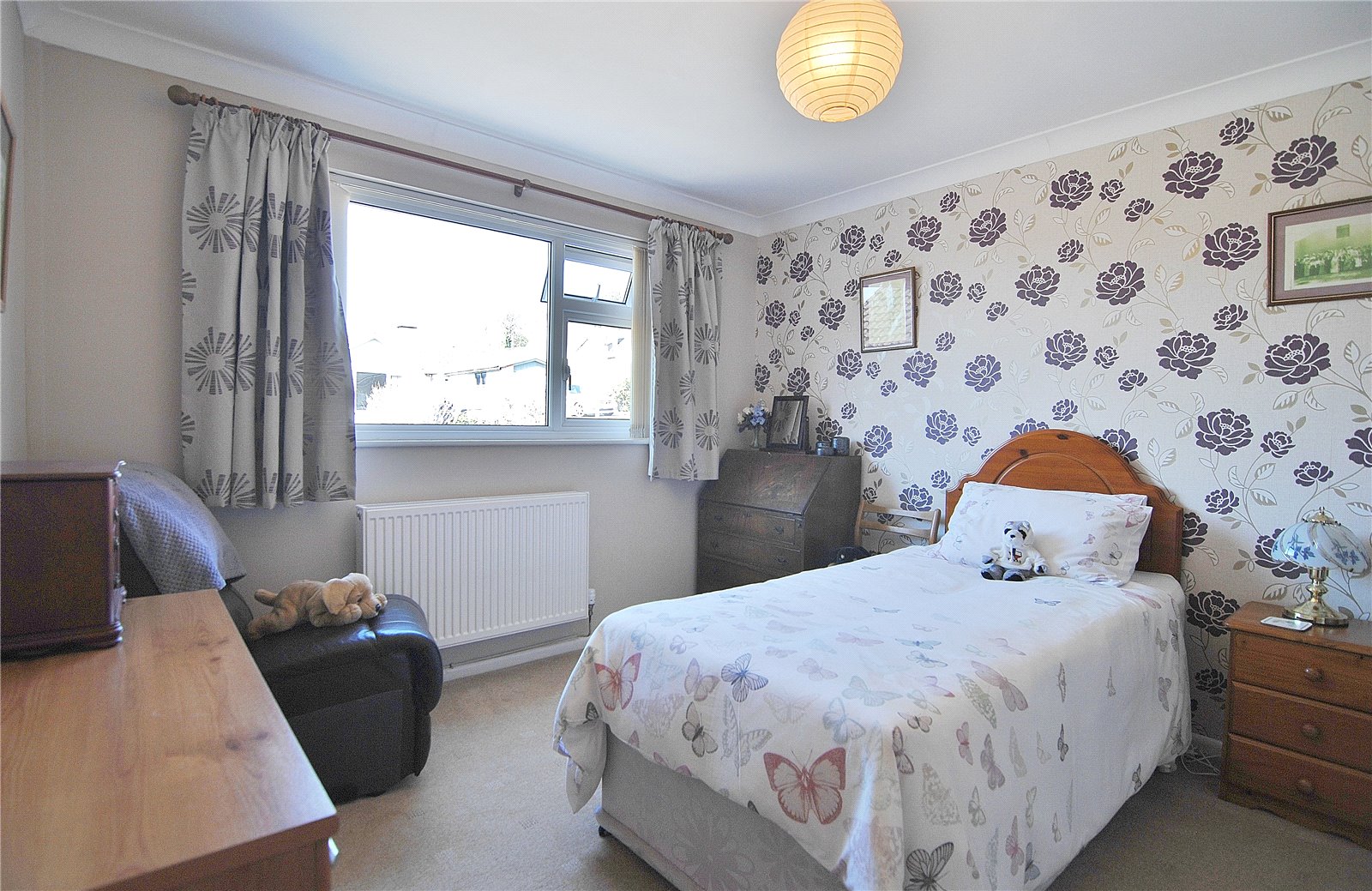 2 bedroom Bungalow for sale in Stroud, Gloucestershire