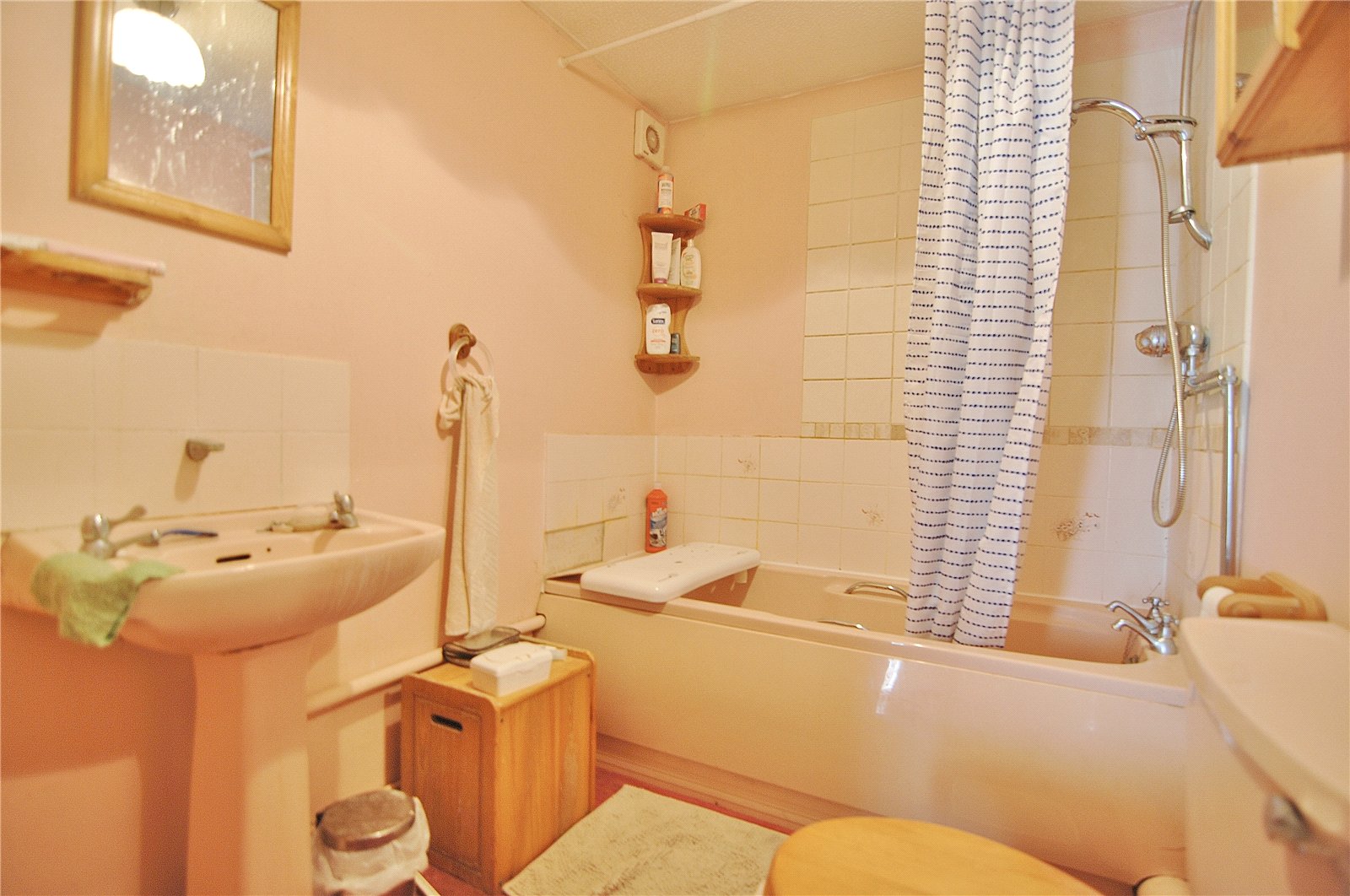 2 bedroom Flat for sale in Stroud, Gloucestershire