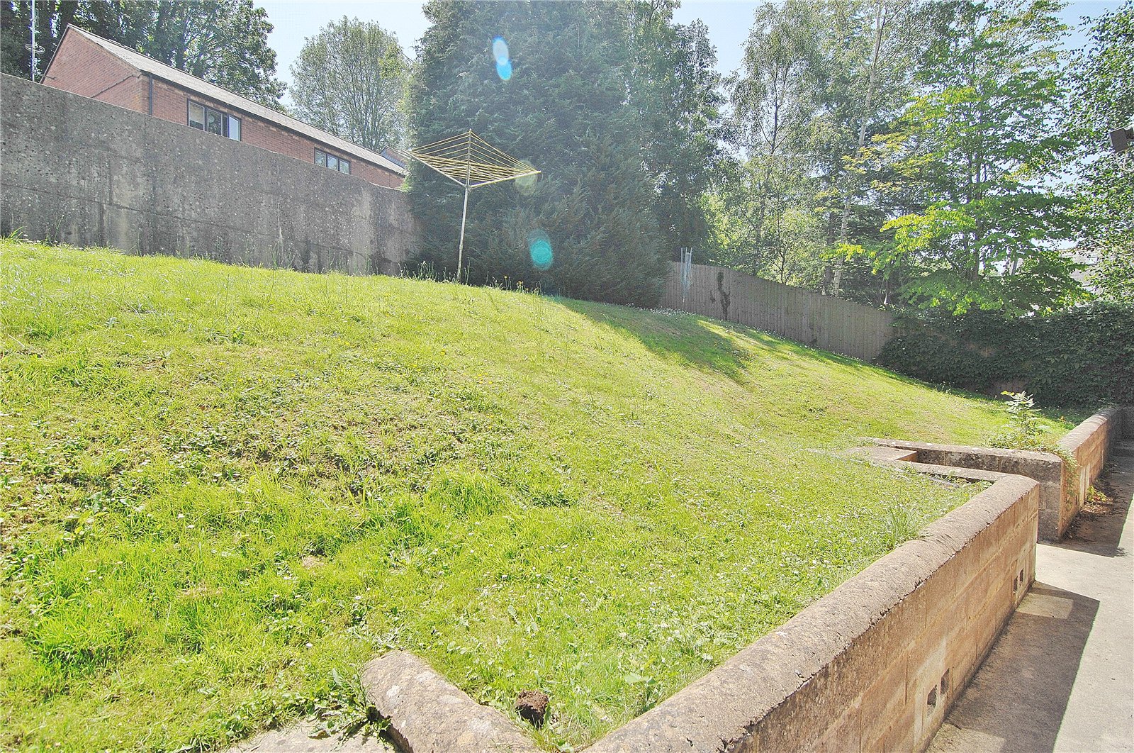 2 bedroom Flat for sale in Stroud, Gloucestershire