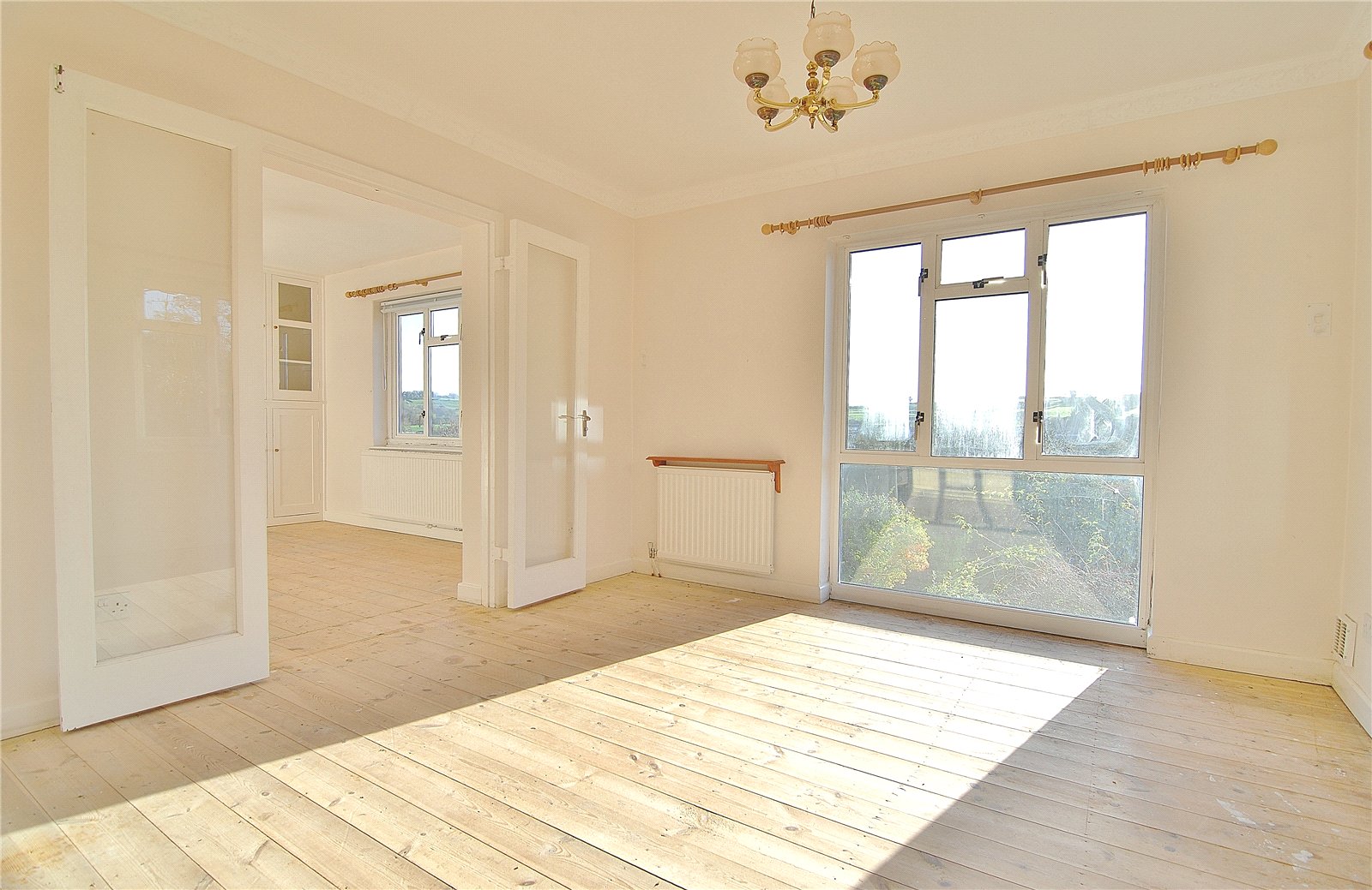 2 bedroom Bungalow for sale in Nailsworth, Stroud, Gloucestershire