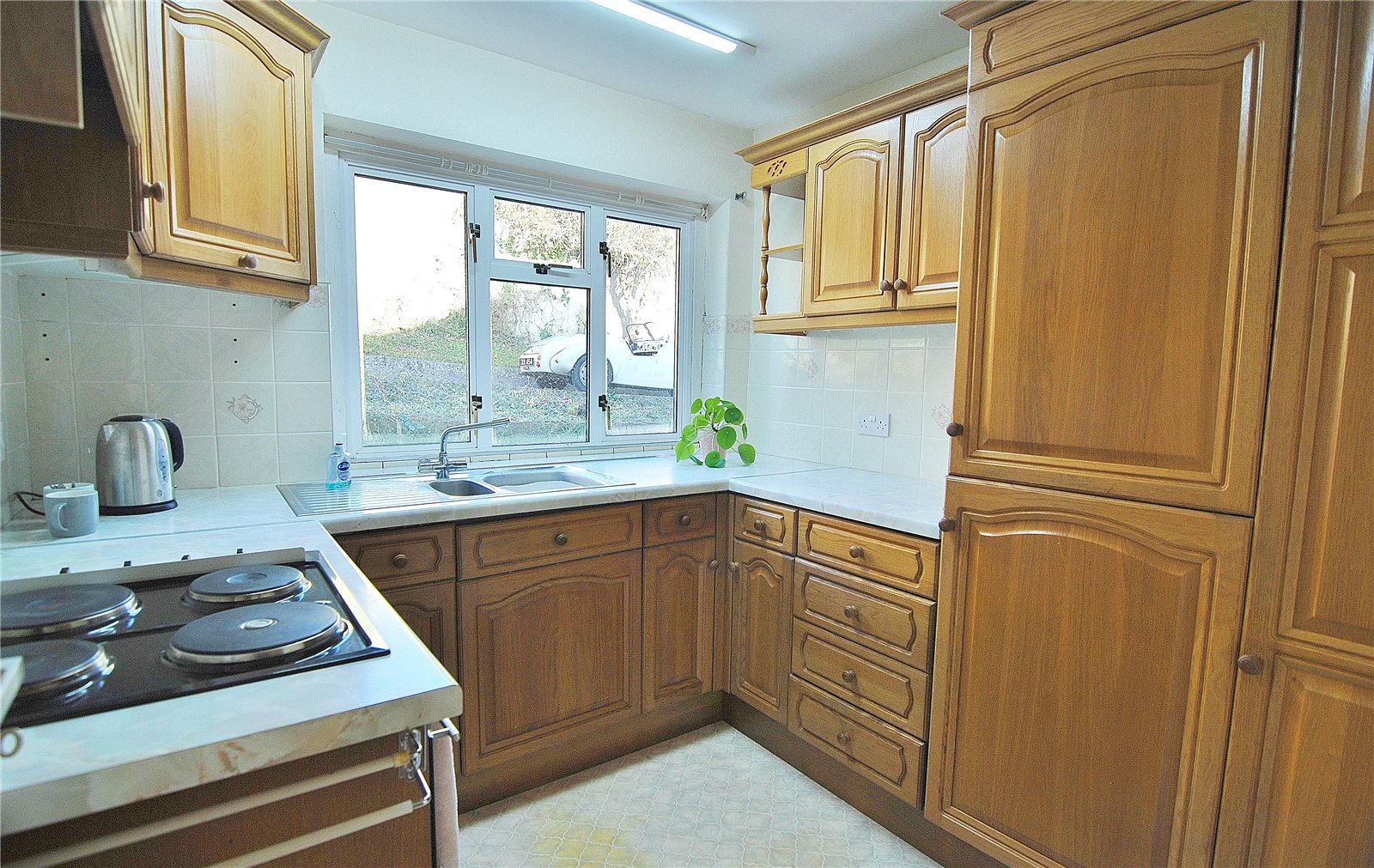 2 bedroom Bungalow for sale in Nailsworth, Stroud, Gloucestershire