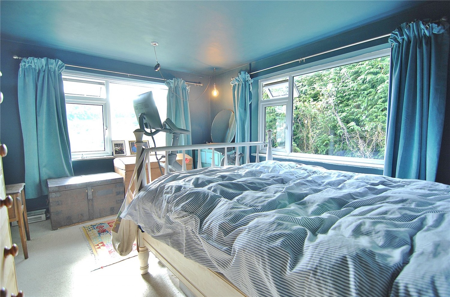 Thrupp, Stroud, Gloucestershire