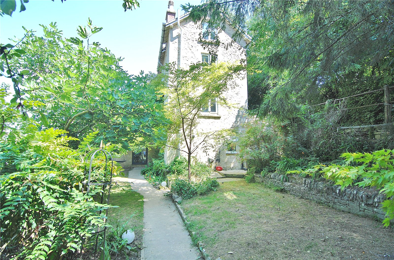 4 bedroom House for sale in Nailsworth, Stroud, Gloucestershire