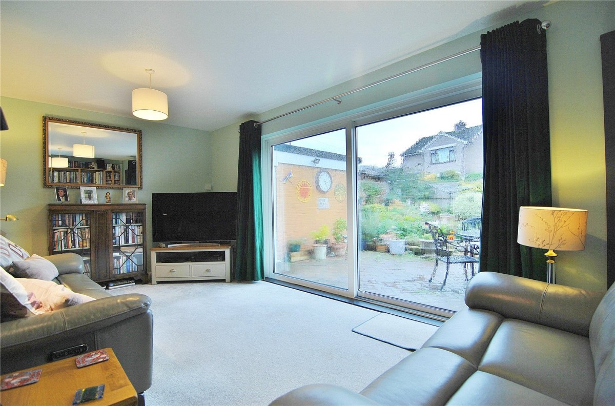 Kings Stanley, Stonehouse