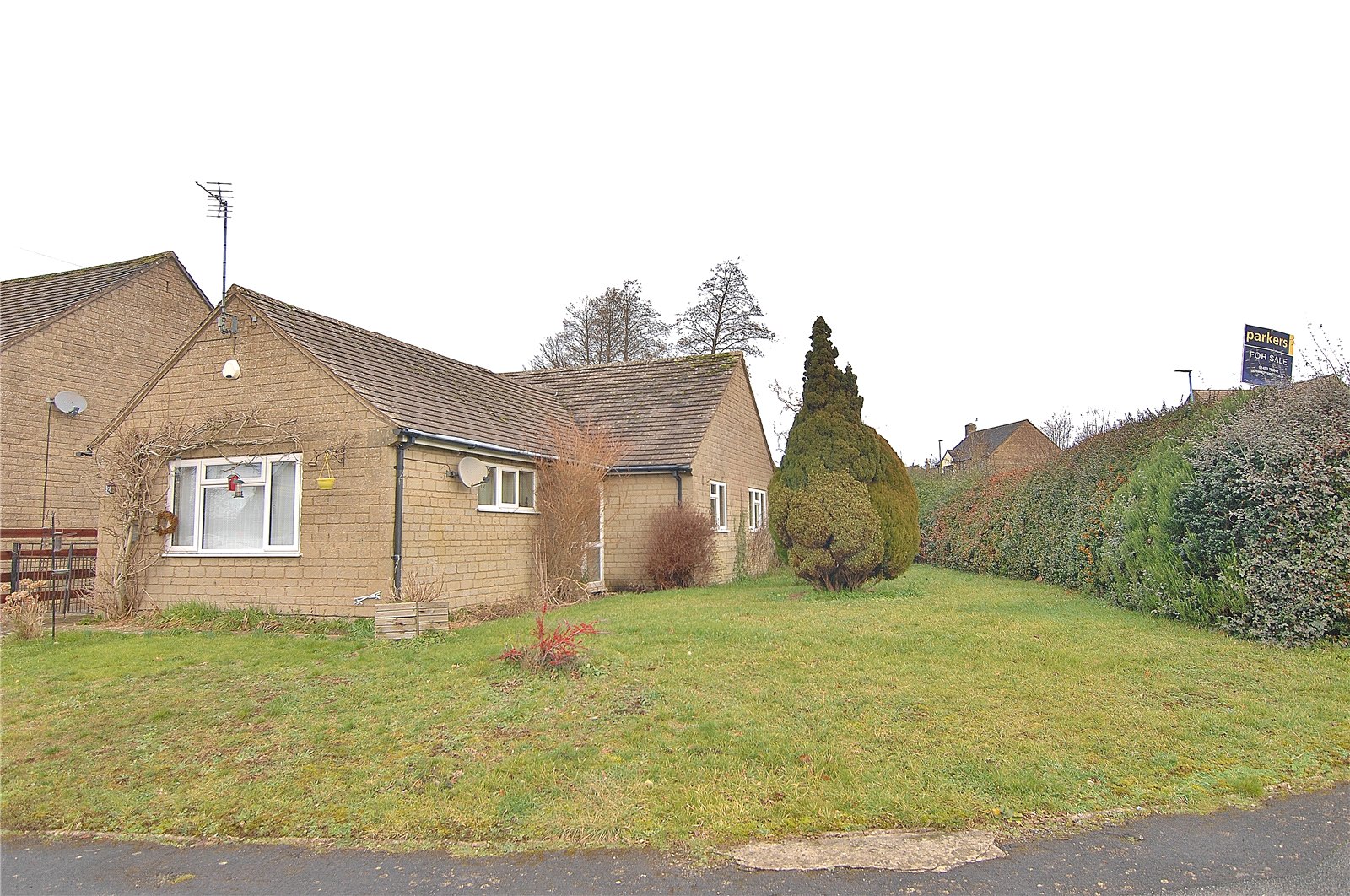 3 bedroom Bungalow for sale in Bussage, Stroud