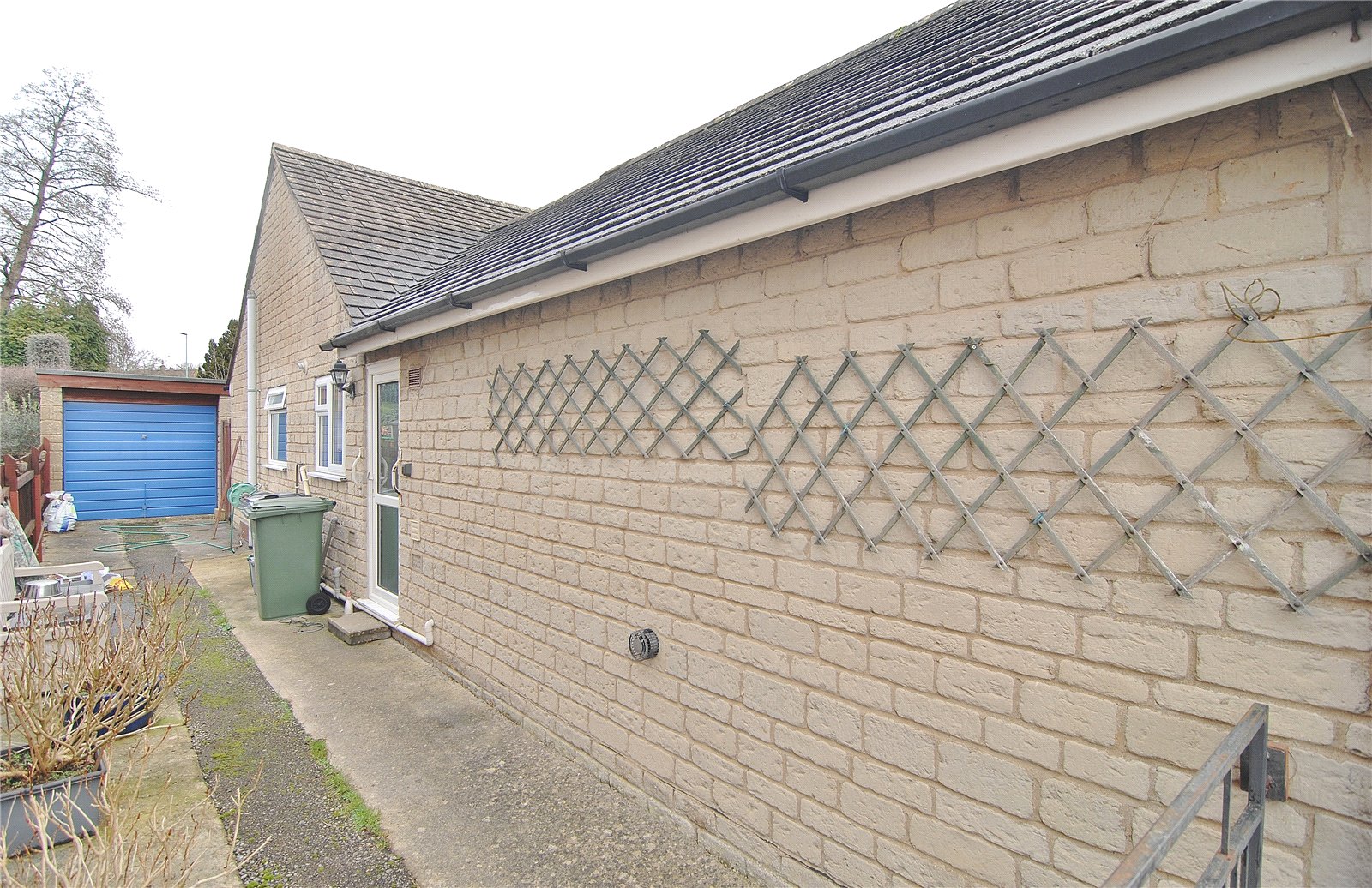 3 bedroom Bungalow for sale in Bussage, Stroud