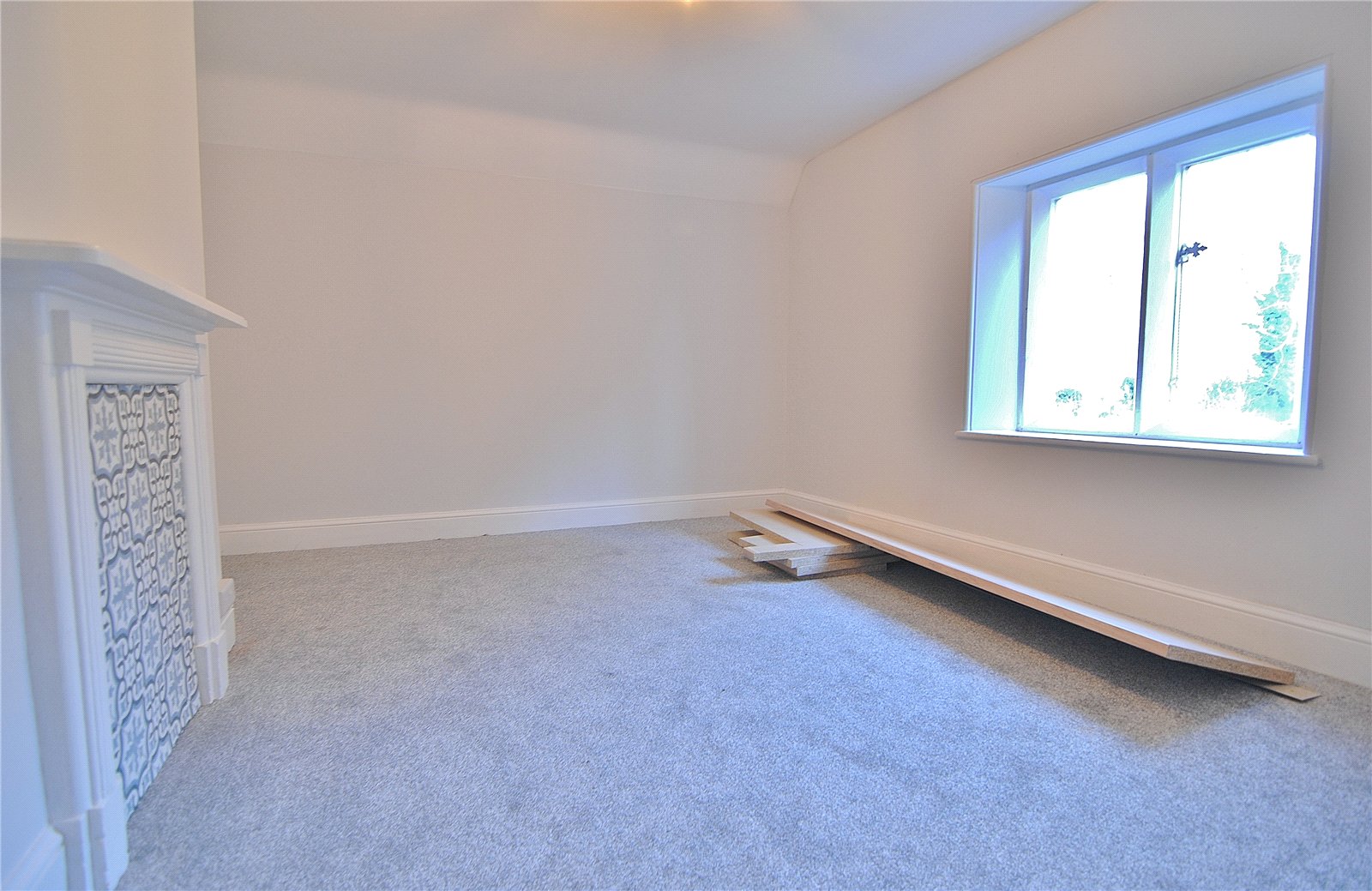 2 bedroom Flat for sale in Bowbridge, Stroud, Gloucestershire