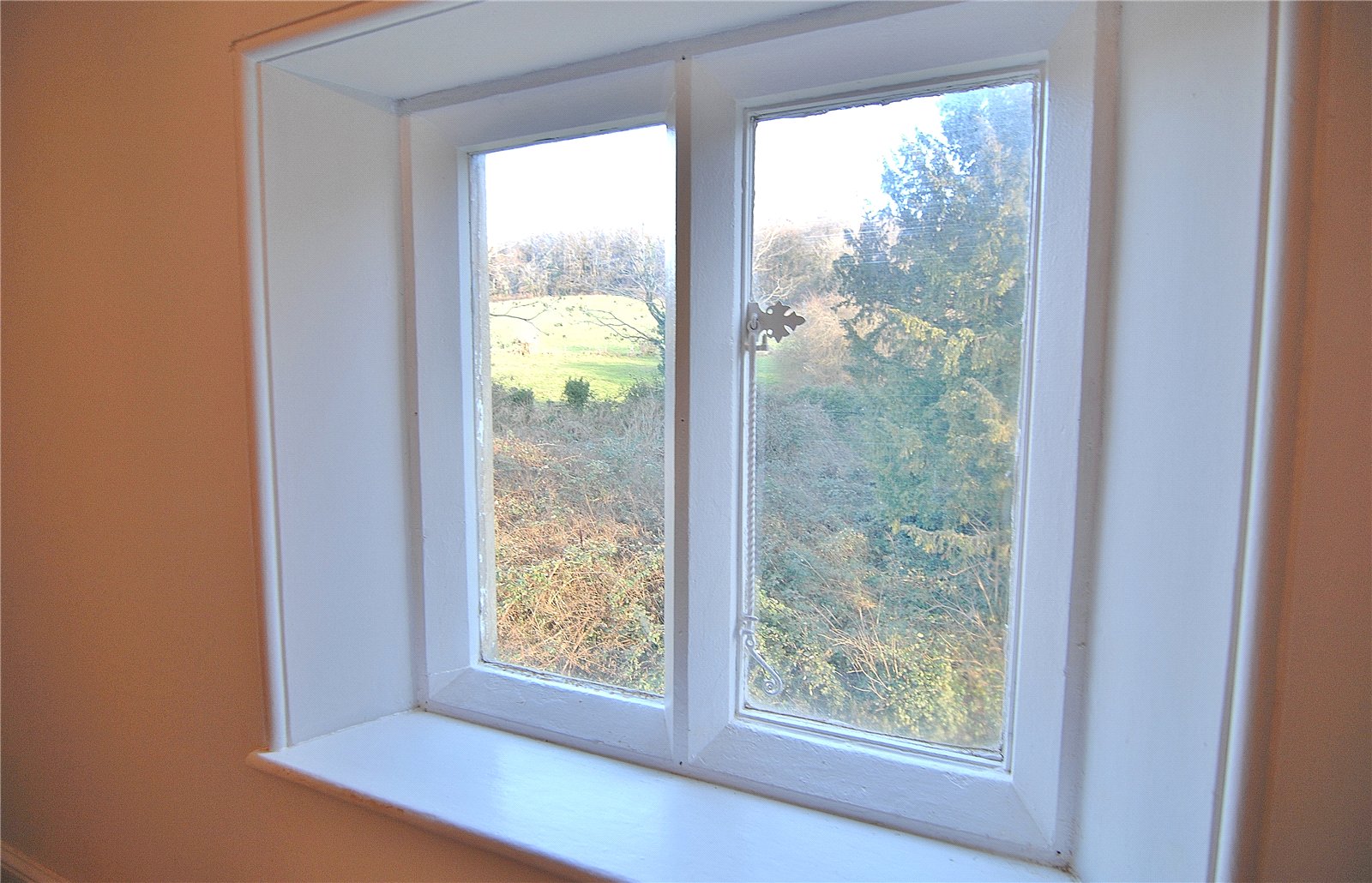 2 bedroom Flat for sale in Bowbridge, Stroud, Gloucestershire