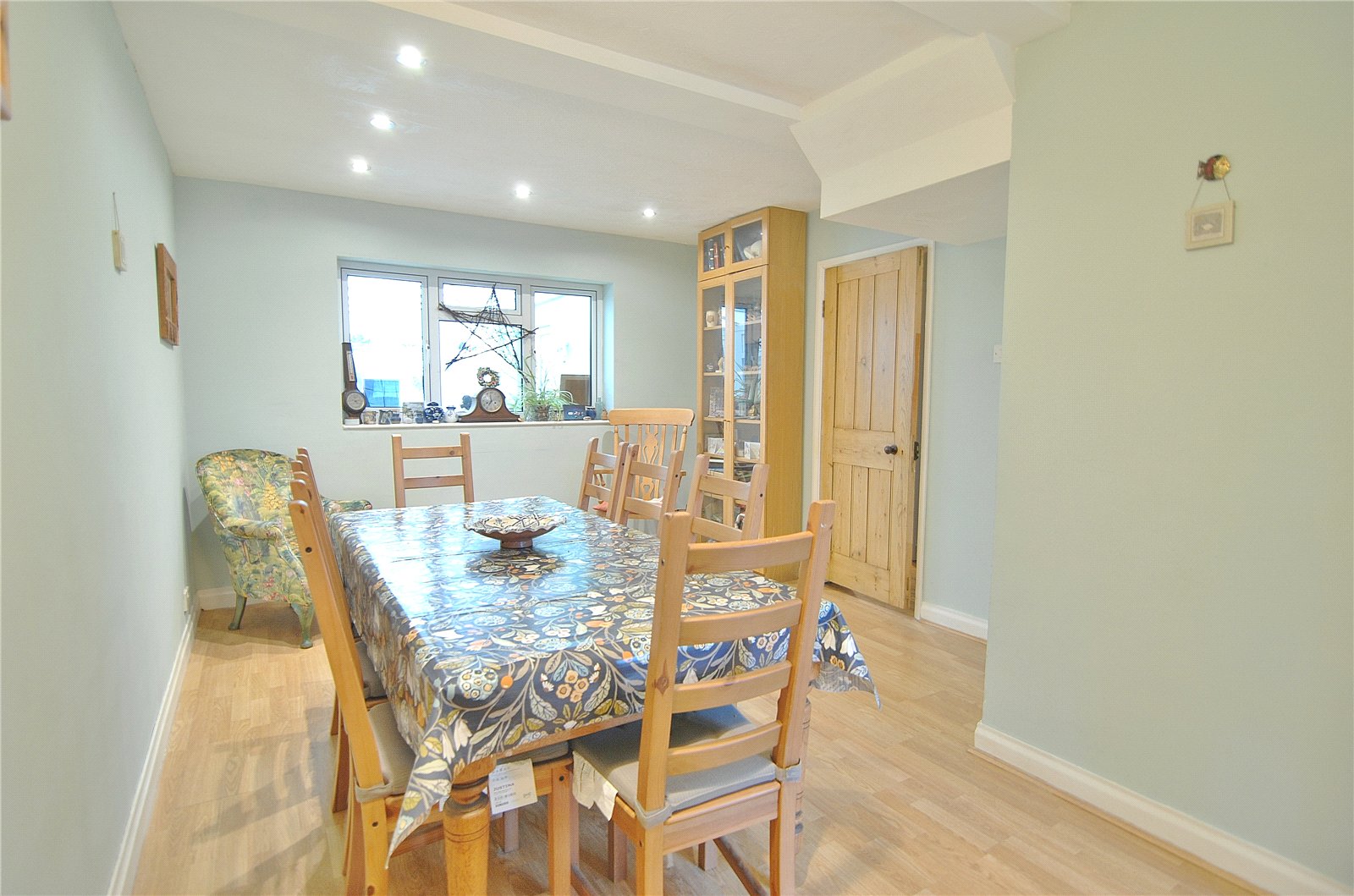 6 bedroom Bungalow for sale in Minchinhampton, Stroud, Gloucestershire