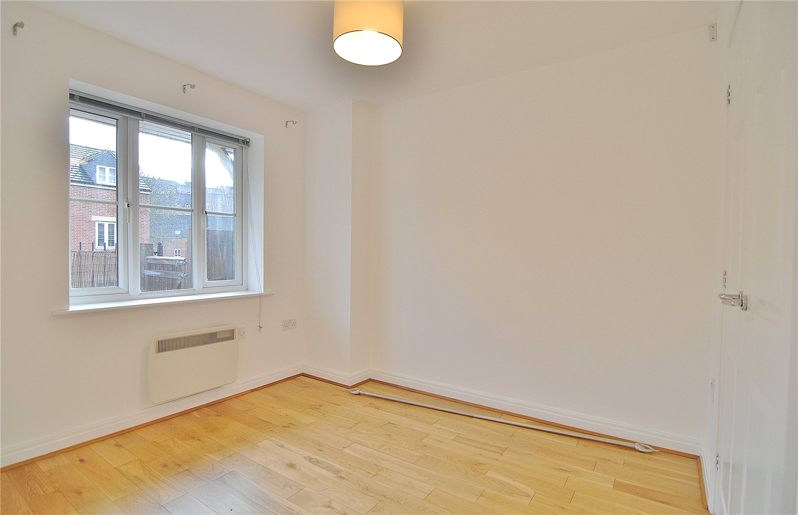 2 bedroom Flat for sale in Slad Road, Stroud, Gloucestershire