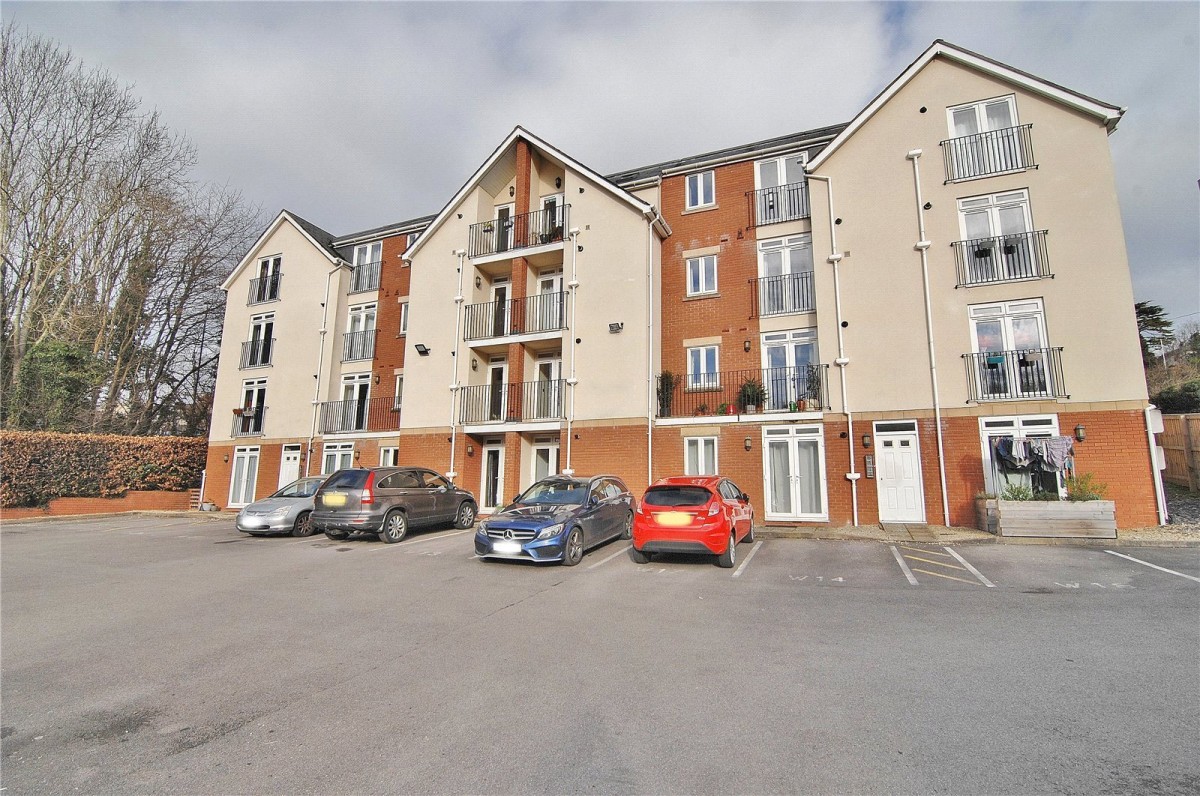 London Road, Stroud, Gloucestershire
