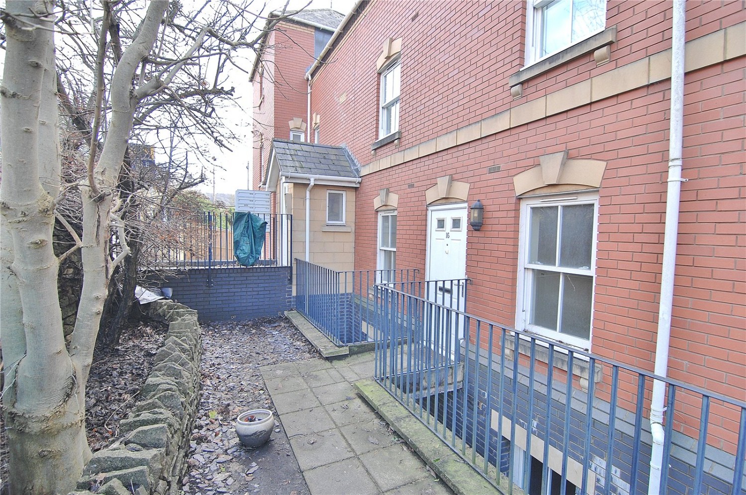 London Road, Stroud, Gloucestershire