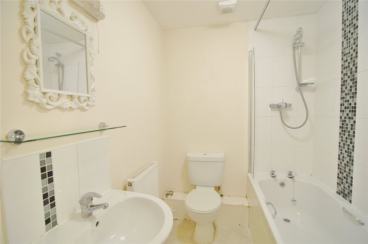 London Road, Stroud, Gloucestershire