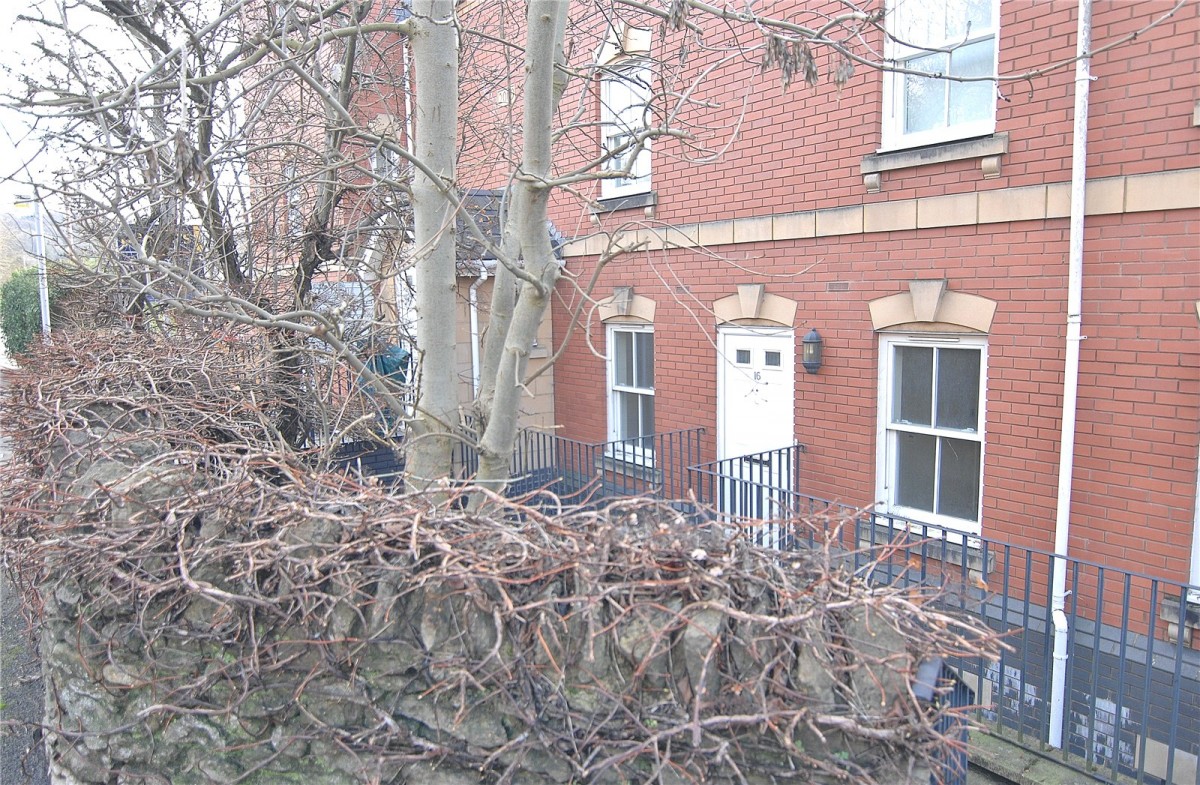 London Road, Stroud, Gloucestershire