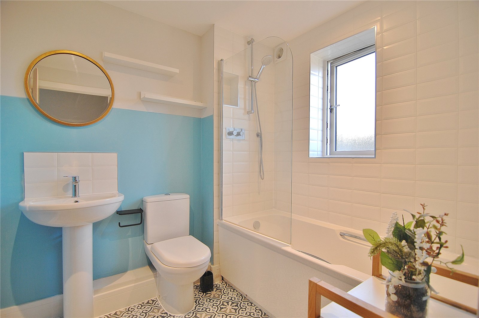 2 bedroom Flat for sale in Stroud, Gloucestershire