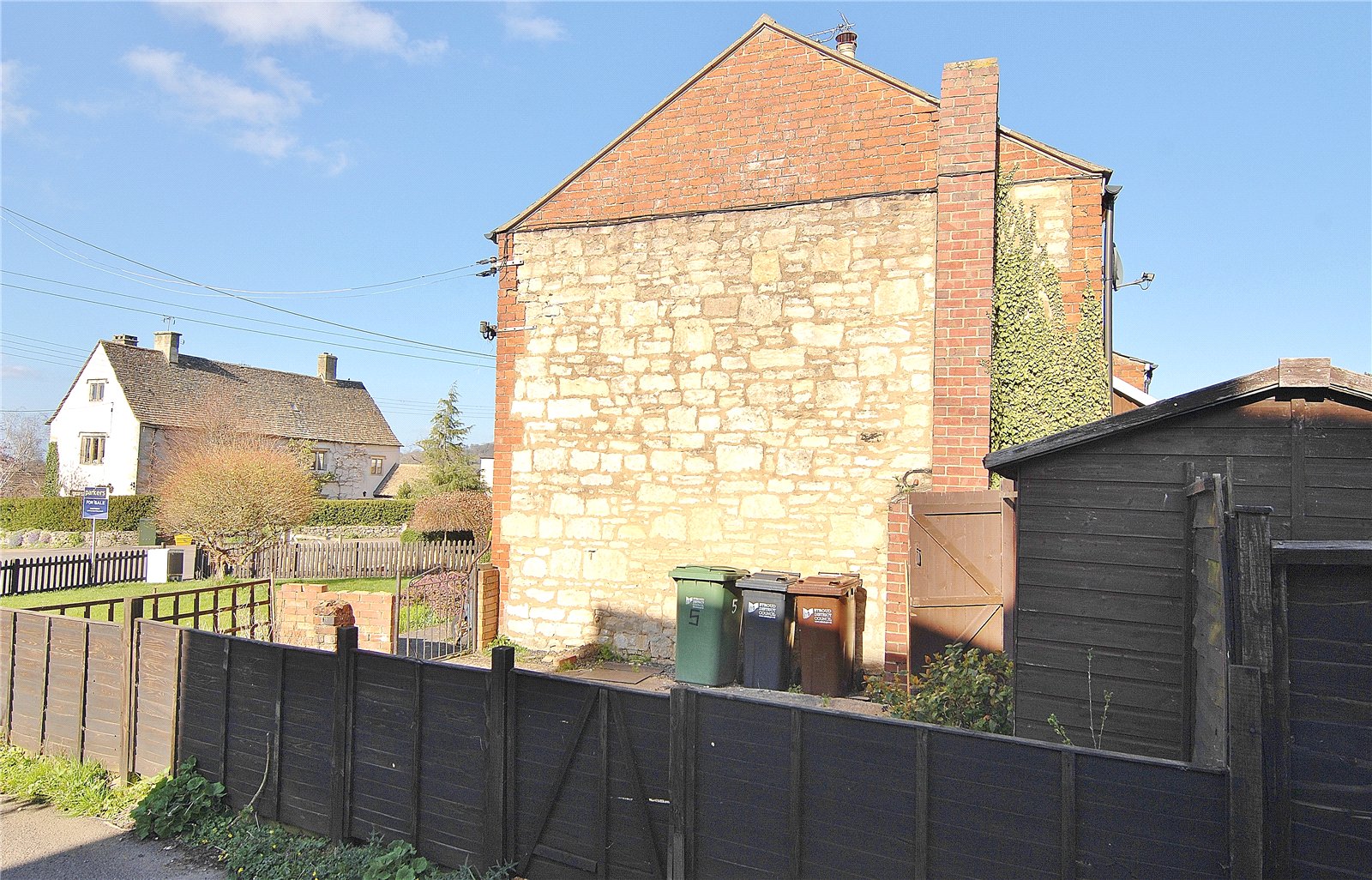 3 bedroom House for sale in Kings Stanley, Stonehouse, Gloucestershire