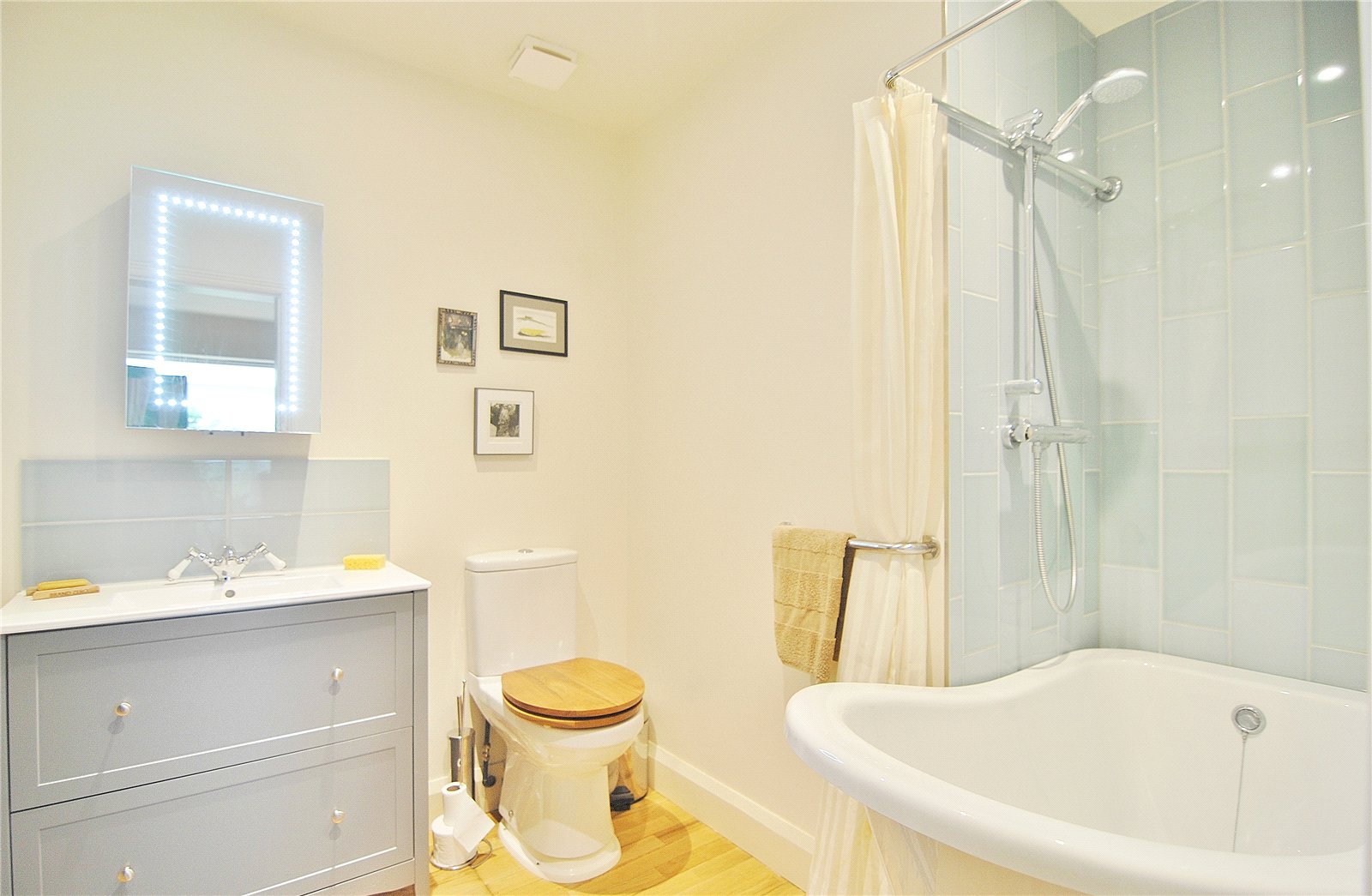 2 bedroom House for sale in Stroud, Gloucestershire