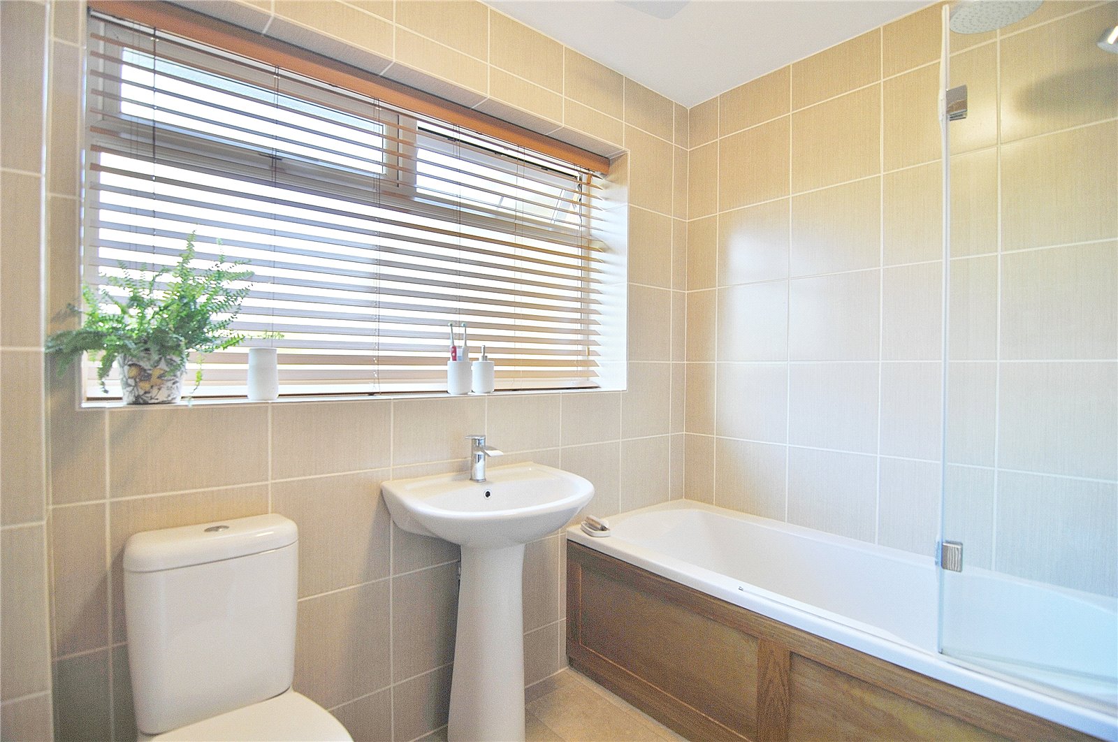 4 bedroom House for sale in Minchinhampton, Stroud, Gloucestershire