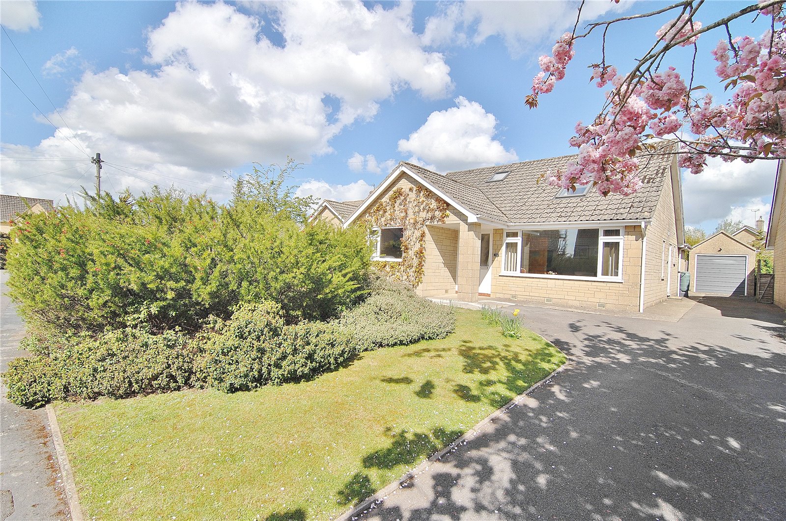4 bedroom House for sale in Minchinhampton, Stroud, Gloucestershire