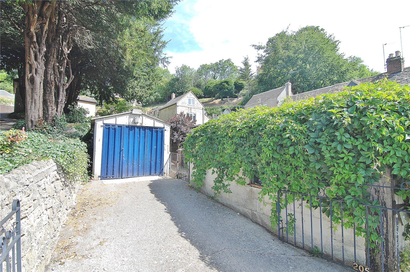 2 bedroom House for sale in Stroud, Gloucestershire
