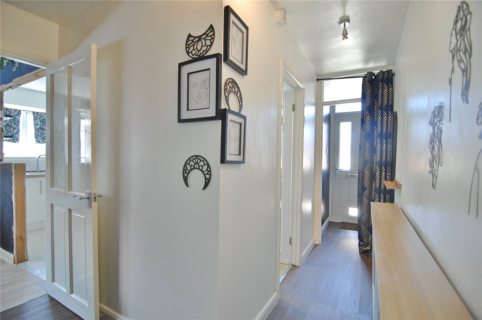 1 bedroom Flat for sale in Kings Stanley, Stonehouse, Gloucestershire