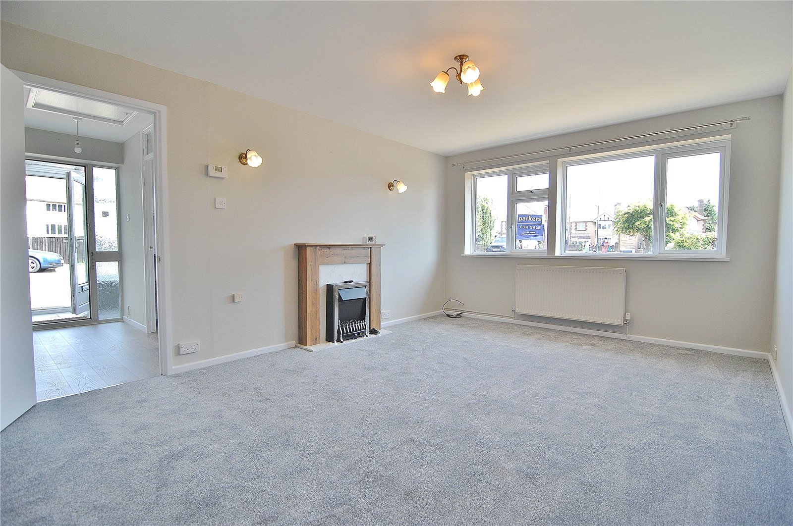 2 bedroom Bungalow for sale in Cainscross, Stroud, Gloucestershire