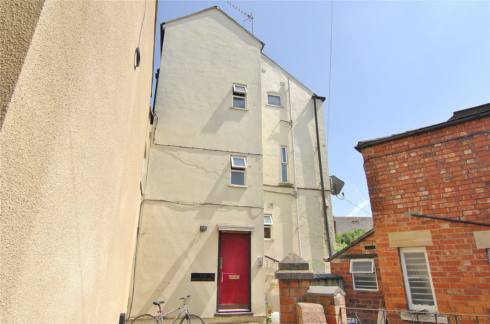 1 bedroom Flat to let in John Street, Stroud, Gloucestershire