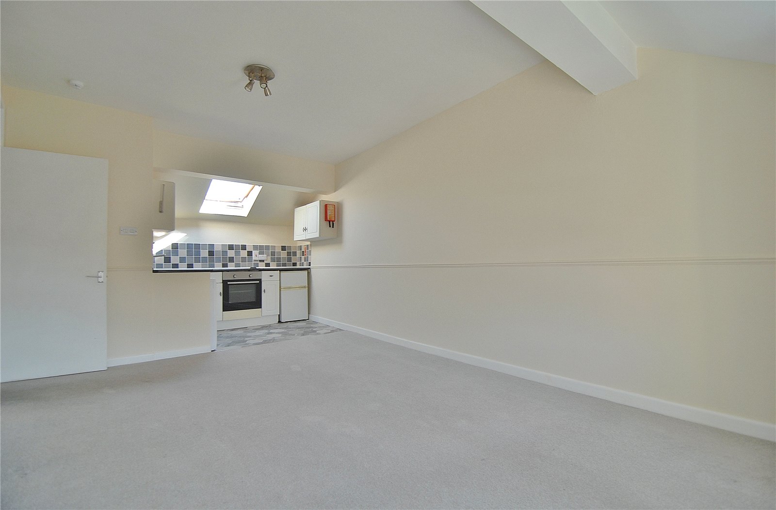 1 bedroom Flat to let in John Street, Stroud, Gloucestershire