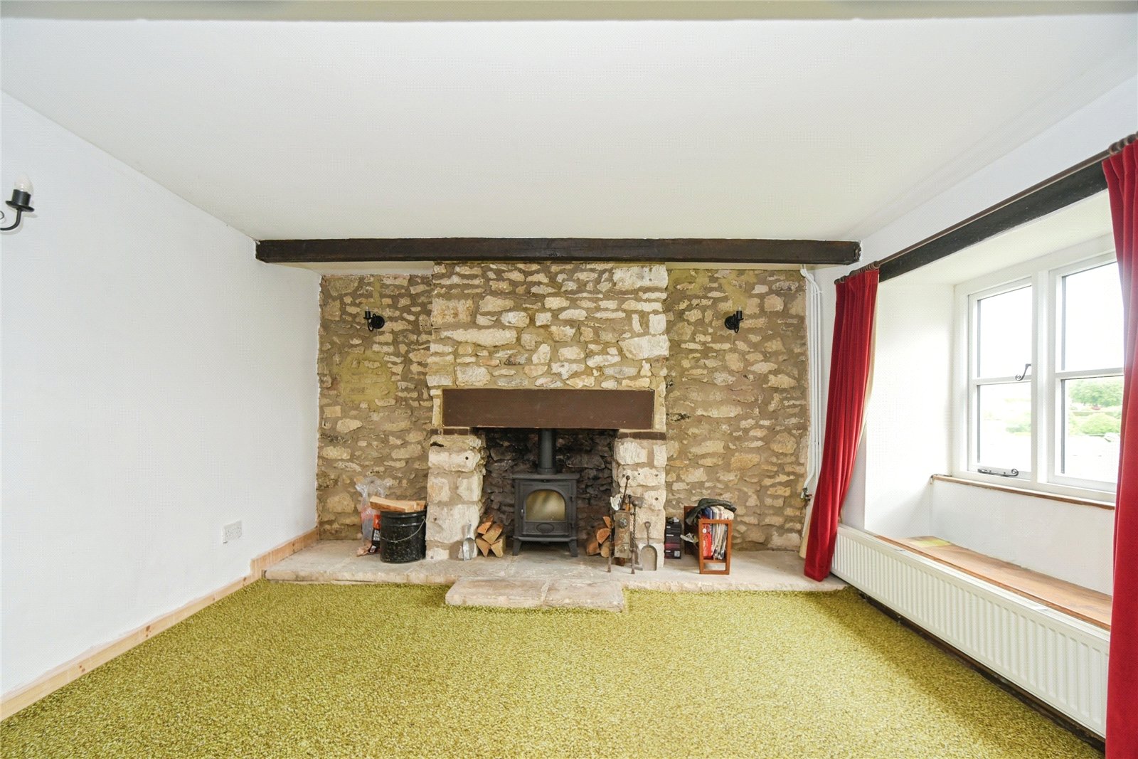 2 bedroom House for sale in Nailsworth, Stroud, Gloucestershire