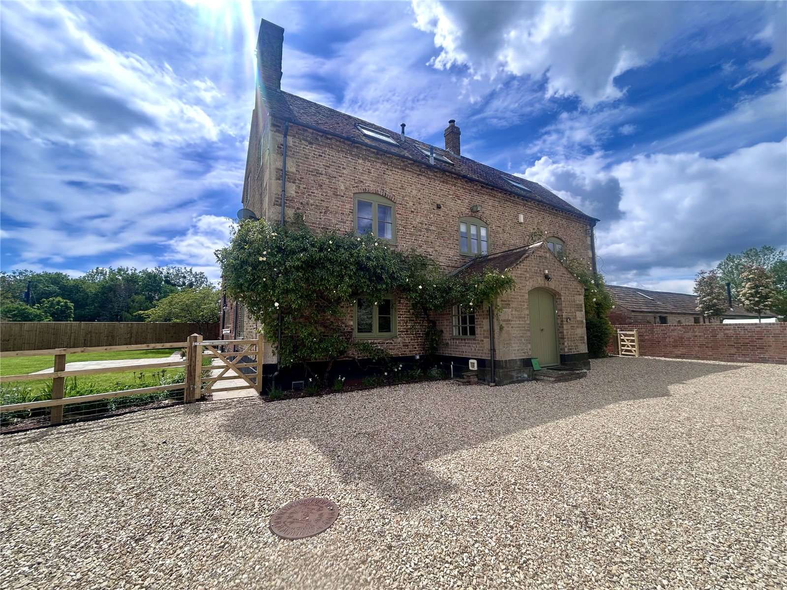 Moreton Valence, Gloucester, Gloucestershire