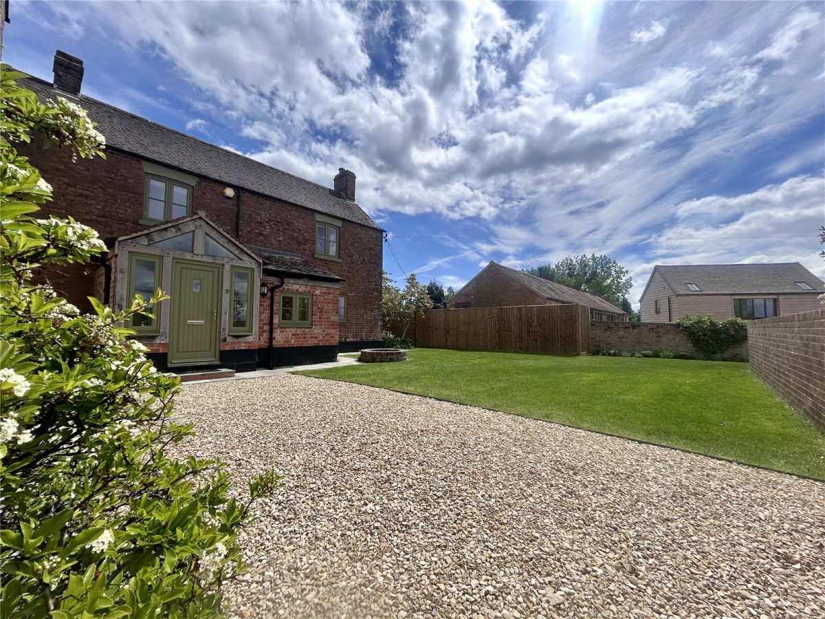 Moreton Valence, Gloucester, Gloucestershire