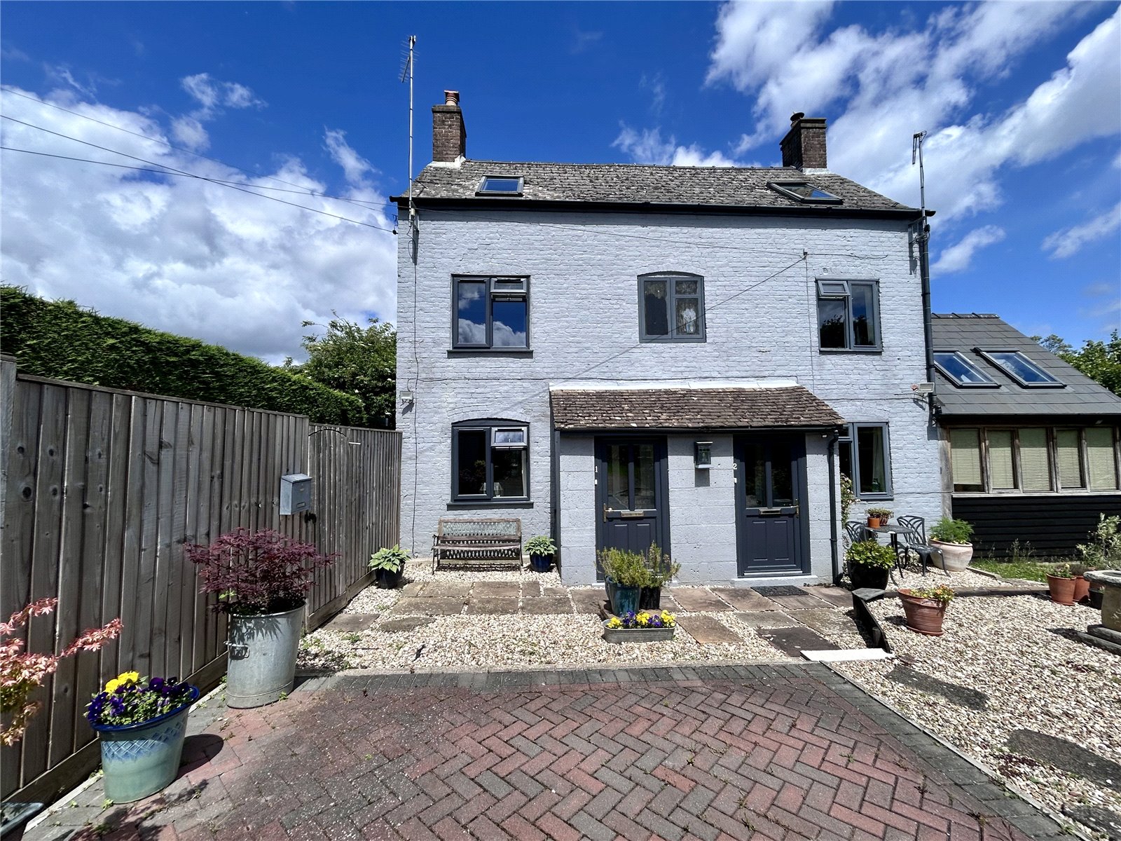 2 bedroom House to let in Kings Stanley, Stonehouse, Gloucestershire