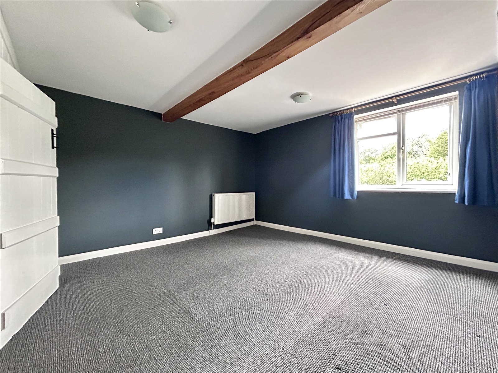2 bedroom House to let in Kings Stanley, Stonehouse, Gloucestershire