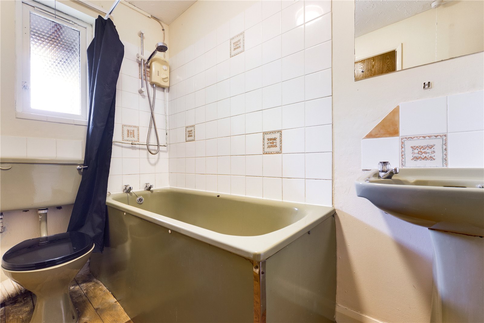 1 bedroom Flat to let in Tadley, Hampshire