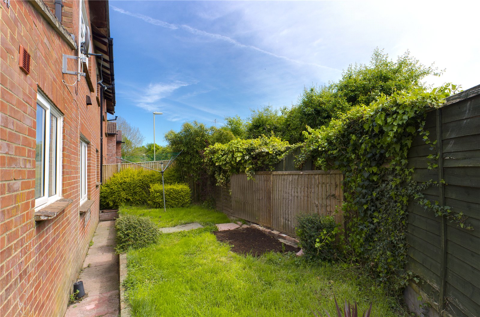 1 bedroom Flat to let in Tadley, Hampshire