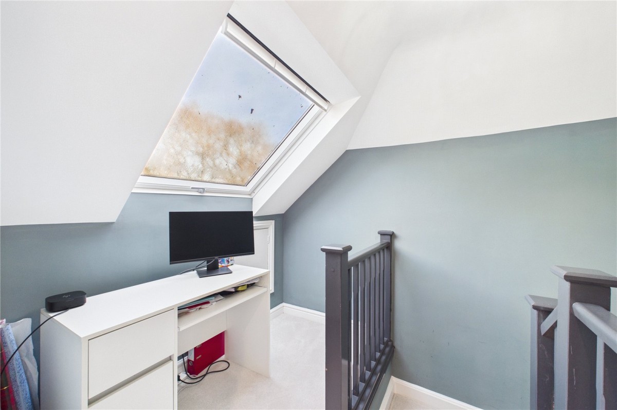 Franklin Avenue, Tadley, Hampshire