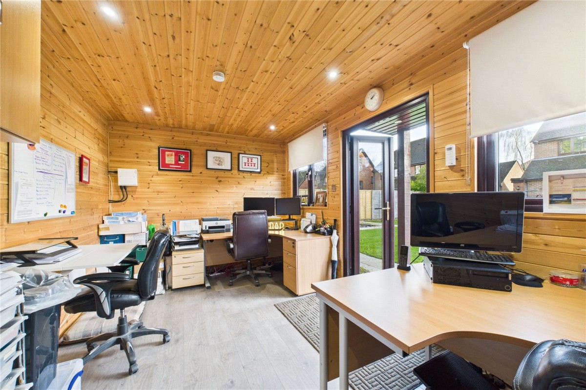 Franklin Avenue, Tadley, Hampshire