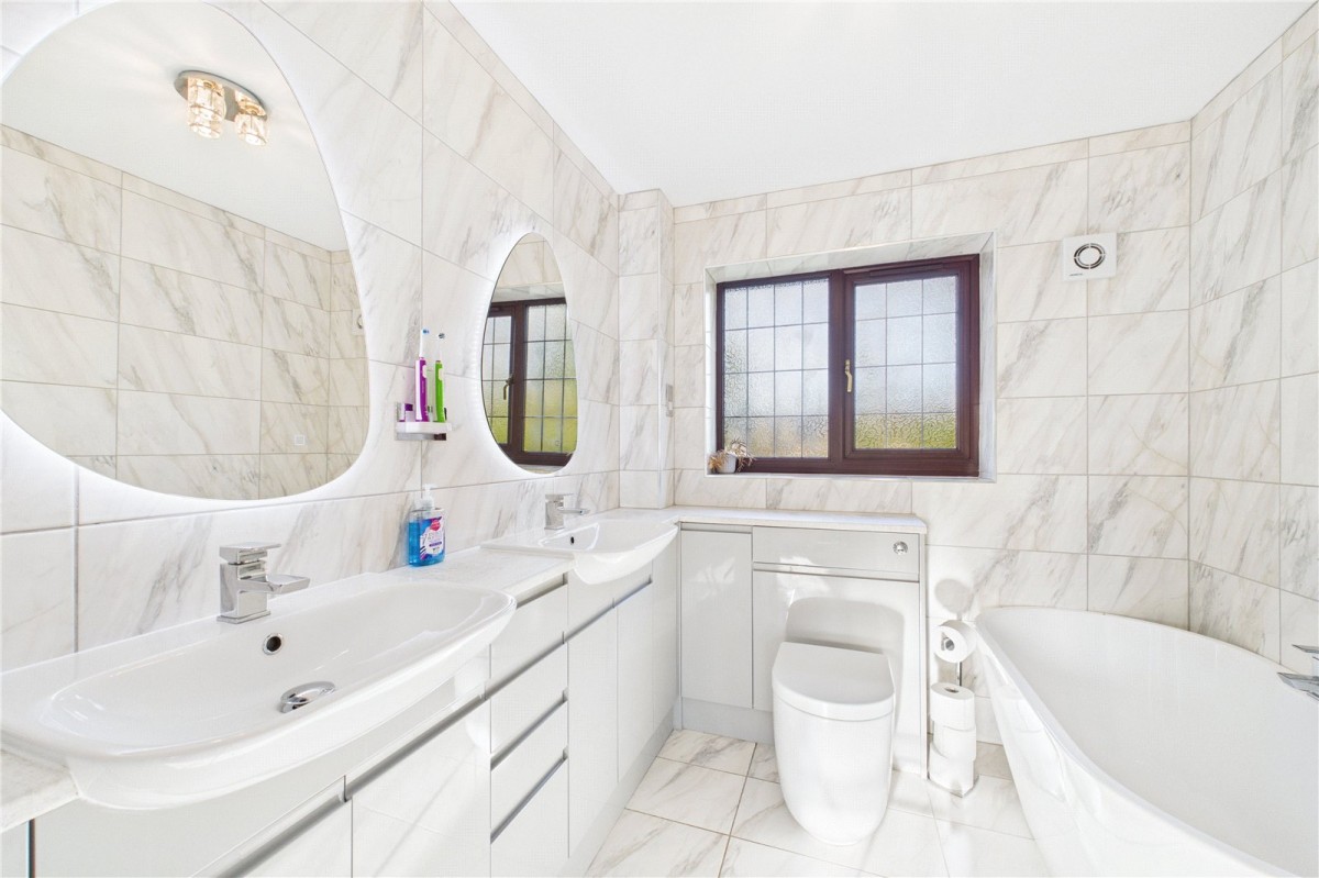 Franklin Avenue, Tadley, Hampshire