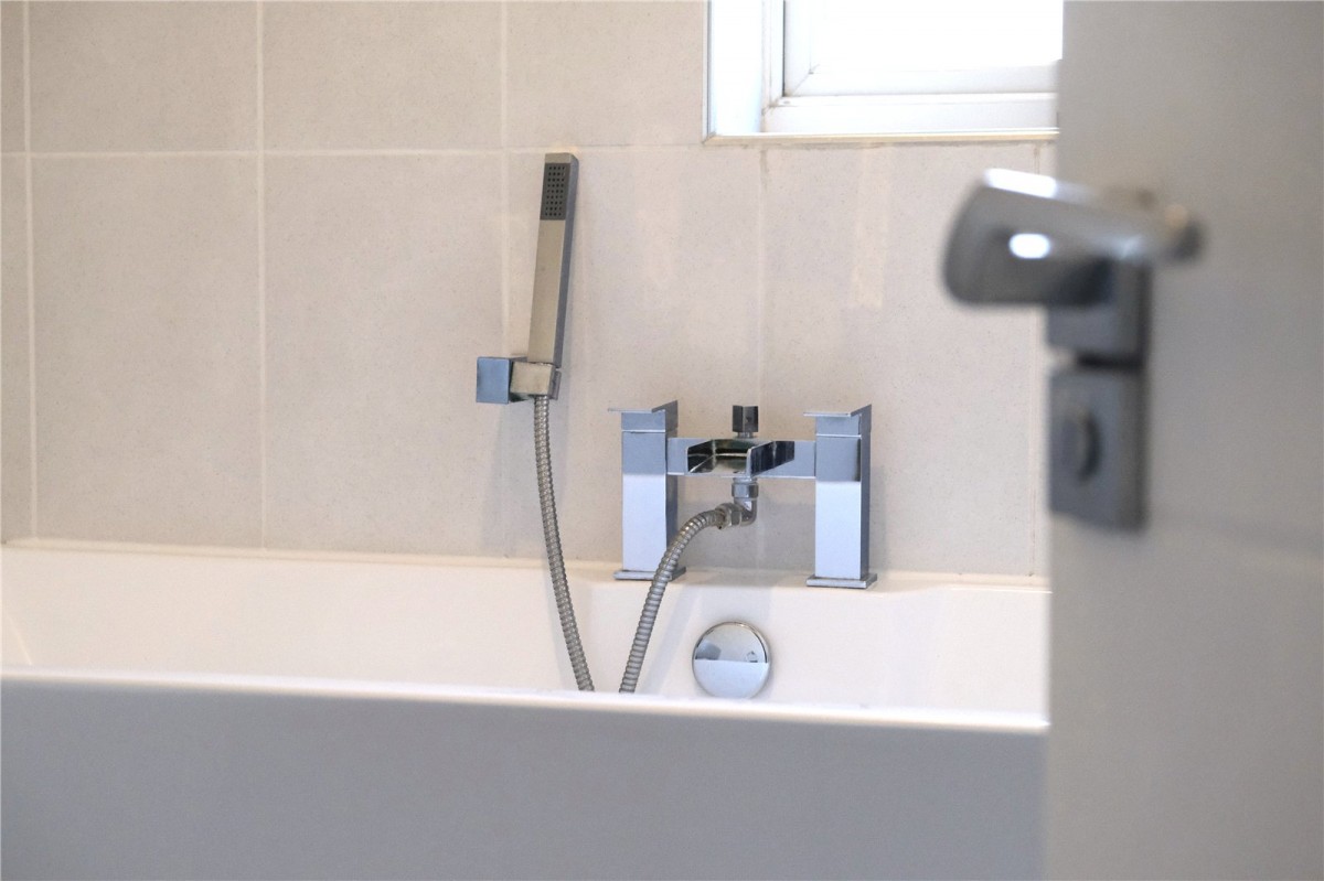 New Road, Tadley, Hampshire