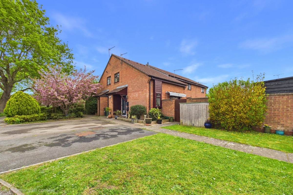 Theale, Reading, Berkshire