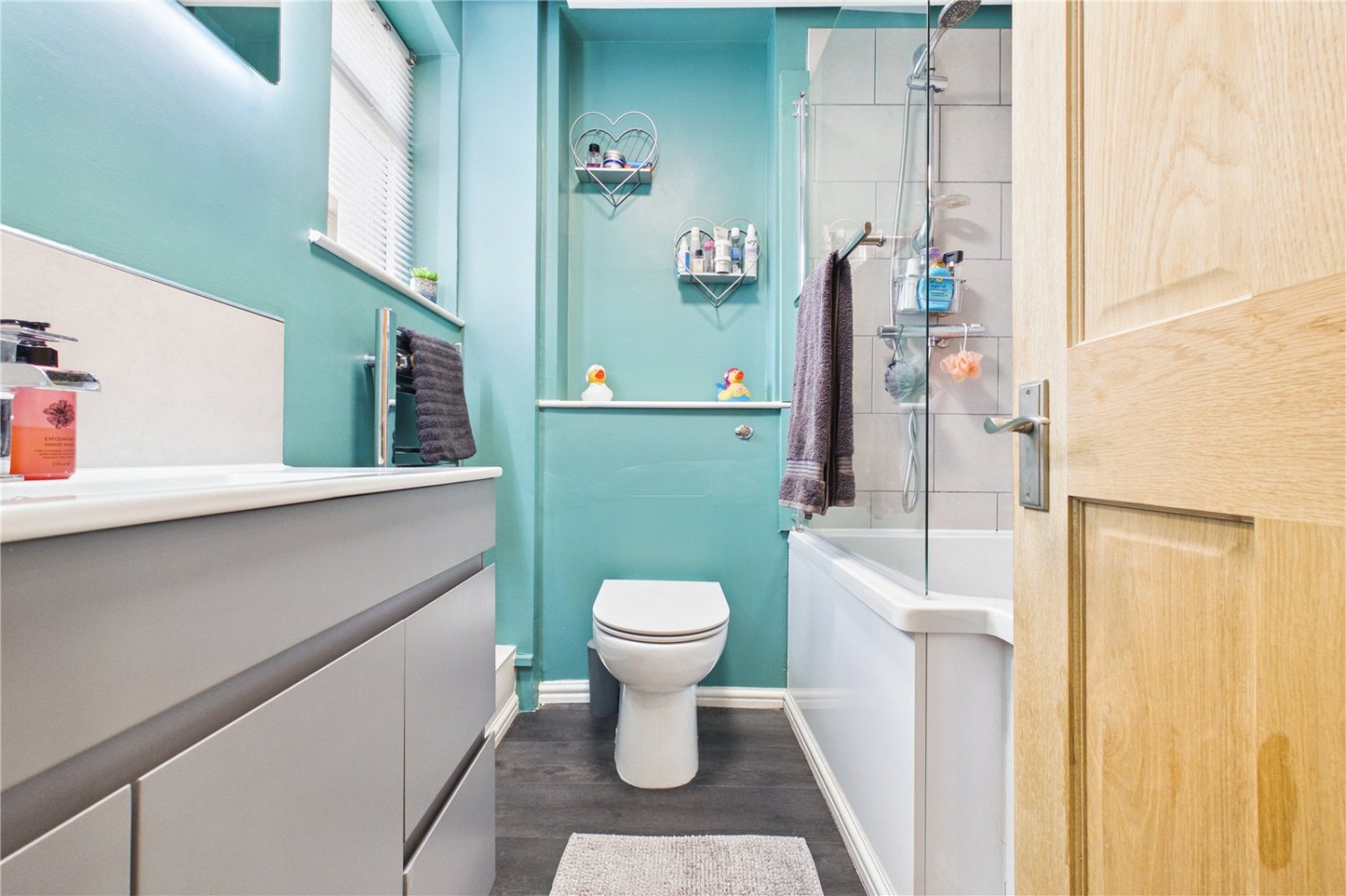 Theale, Reading, Berkshire