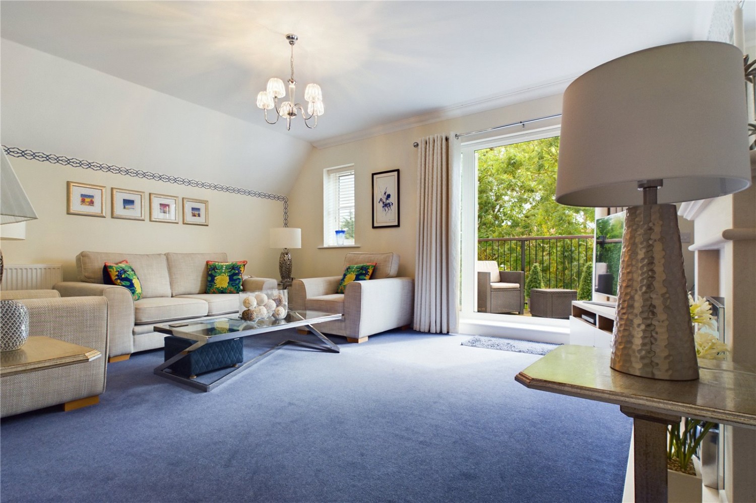 Theale, Reading, Berkshire